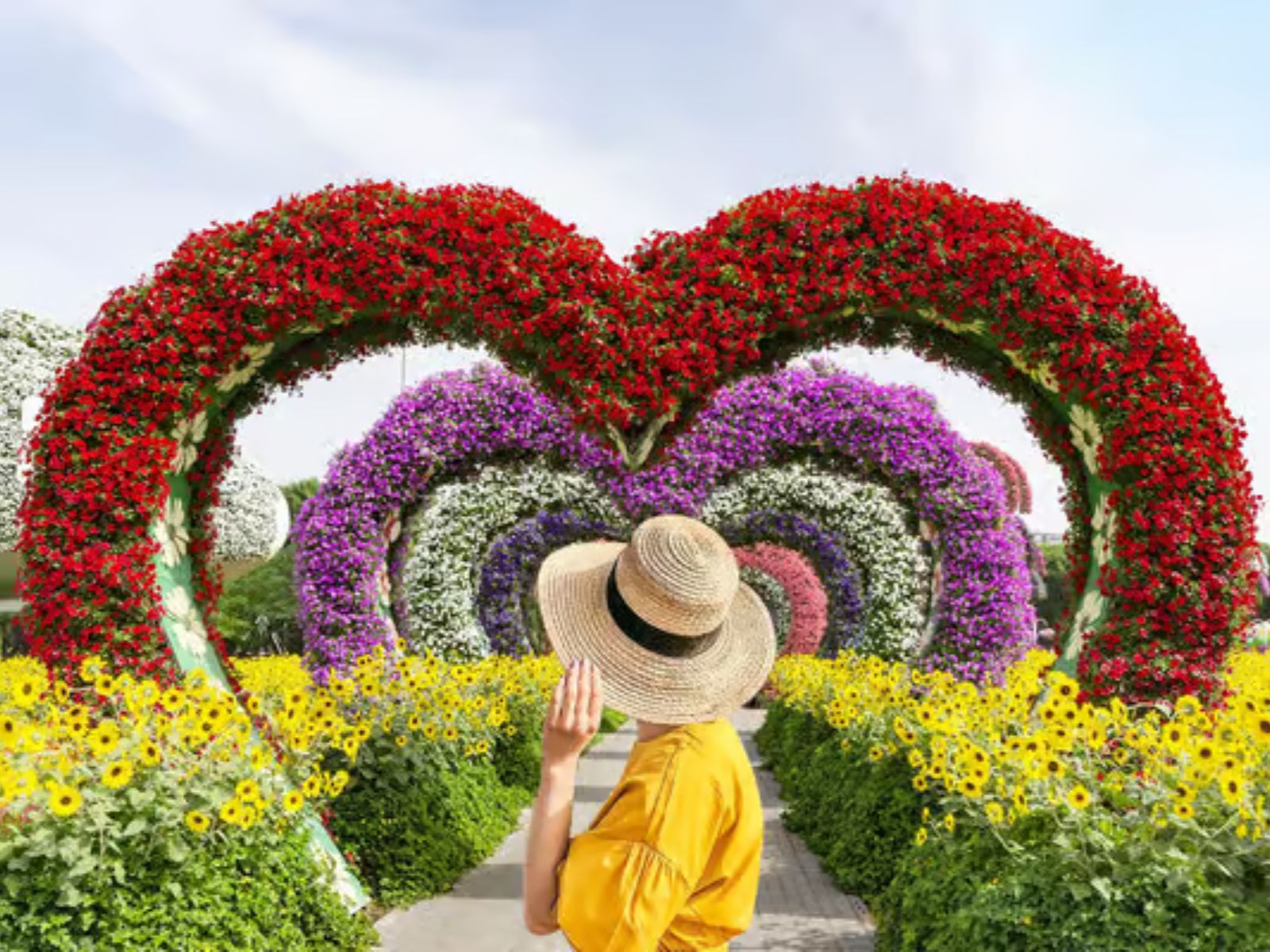 Dubai: Miracle Garden Entry Ticket with Hotel Transfer - MY WONDER ACCESS