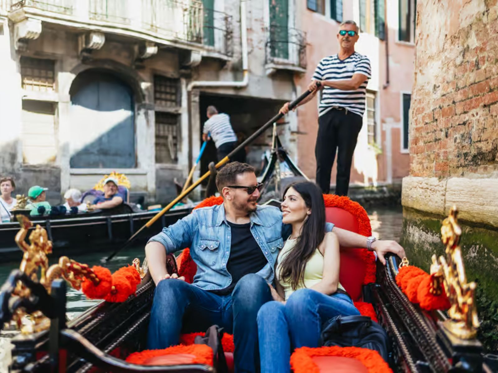 Venice: Grand Canal Gondola Ride with App Commentary - MY WONDER ACCESS