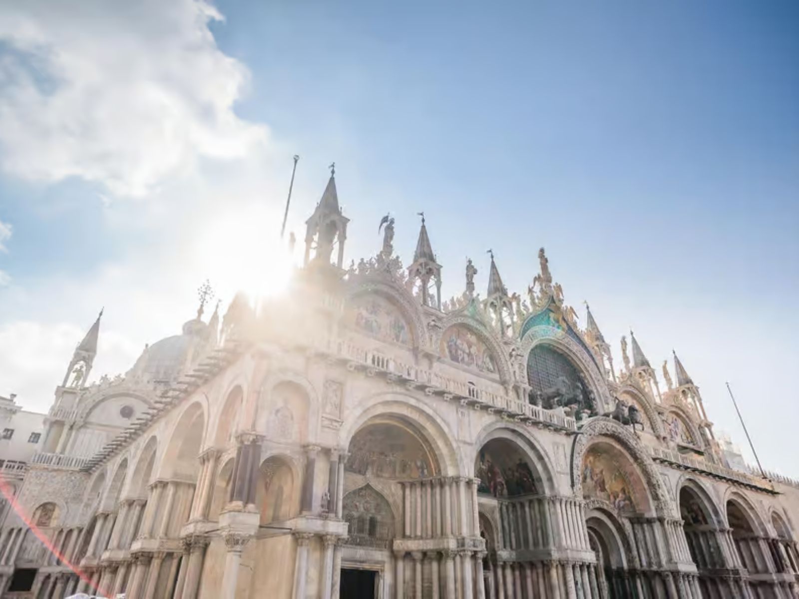 Venice: Skip - the - Line Doge’s Palace & St. Mark’s Basilica Guided Tour - MY WONDER ACCESS