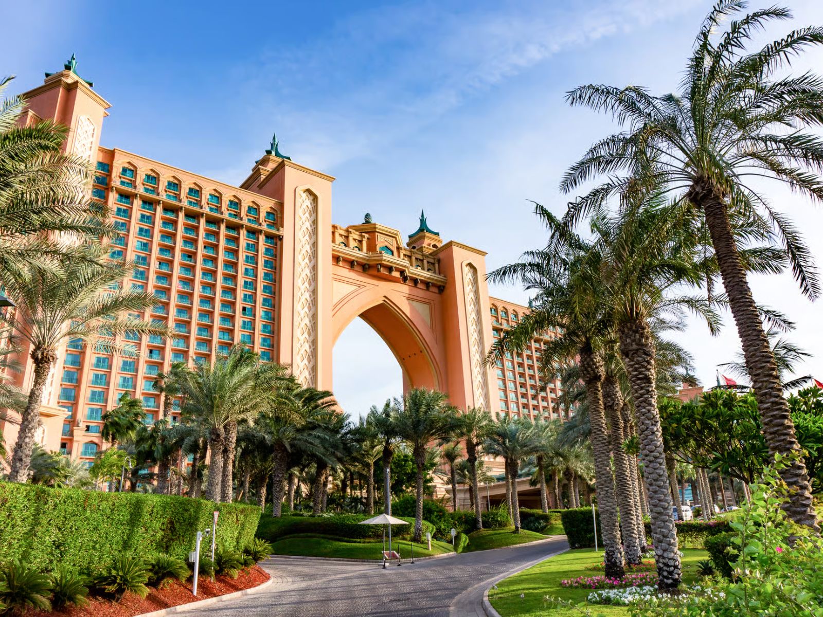 Aquaventure World: Dolphin Encounter + Waterpark Day Pass - MY WONDER ACCESS