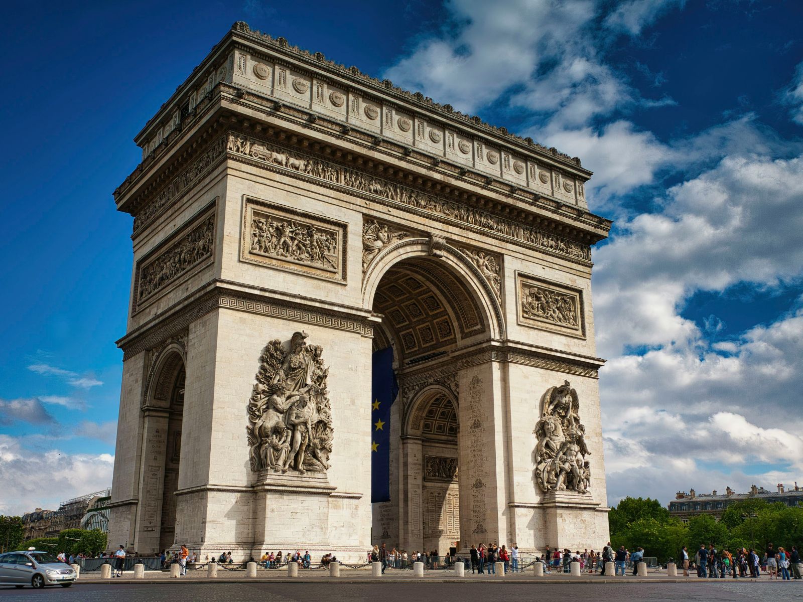 Arc de Triomphe Access with Audio Guide - MY WONDER ACCESS