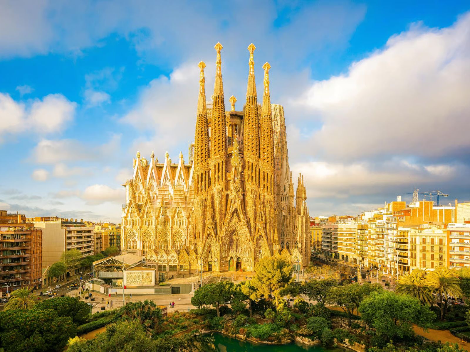 Barcelona: Sagrada Familia Priority Access Guided Tour - MY WONDER ACCESS