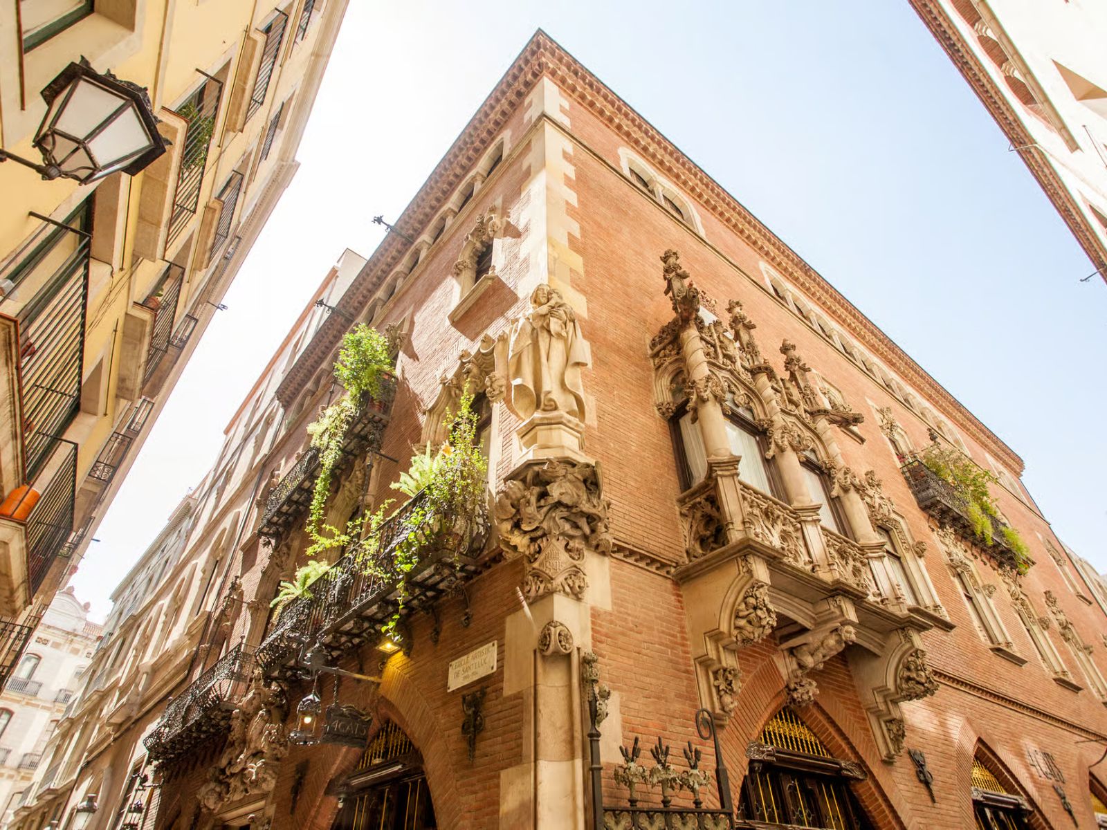 Barcelona: Small Group Picasso Tour with Picasso Museum - MY WONDER ACCESS